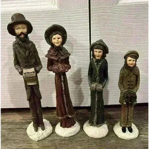 Vintage Set of 4 Resin Caroler Family